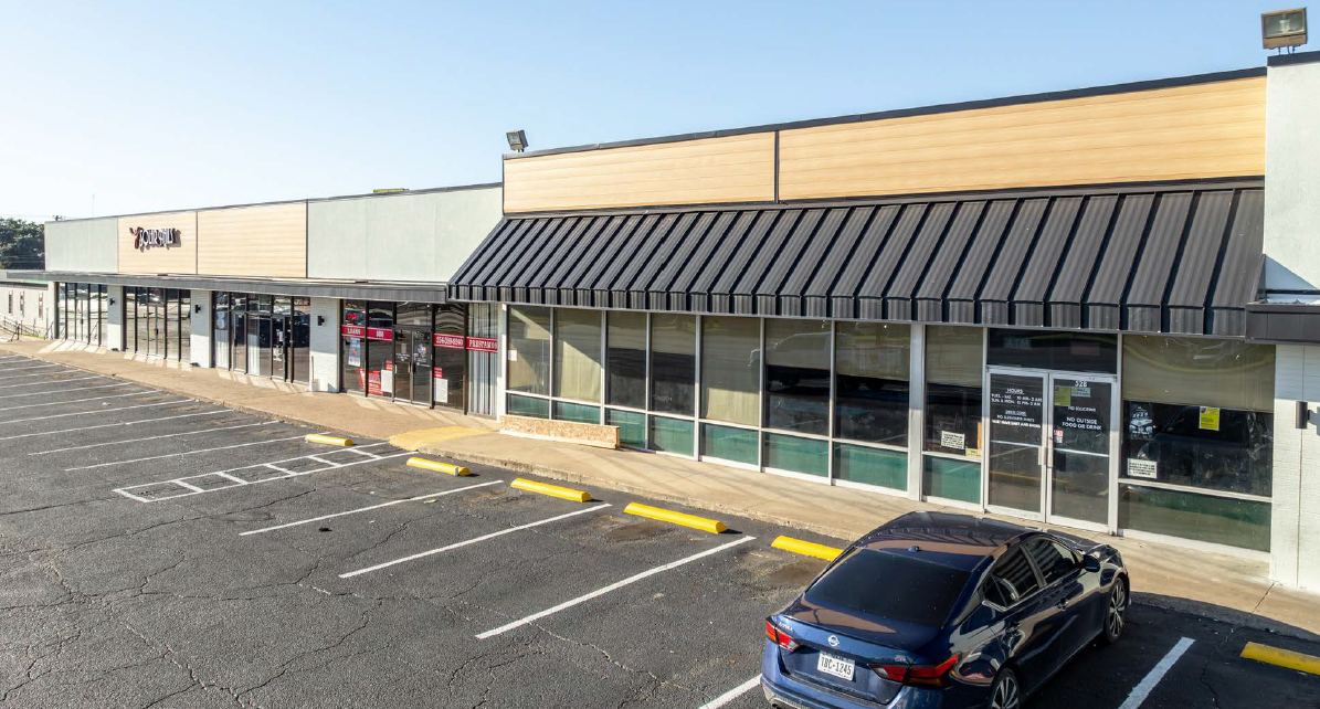 New Road Crossing — 512 North New Road, Waco, TX, 76710